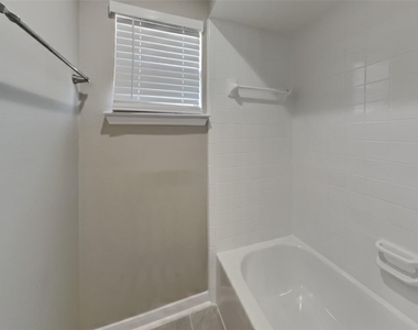 14918 Laytham Lane - Photo Thumbnail 19