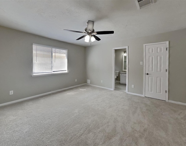 14918 Laytham Lane - Photo Thumbnail 16
