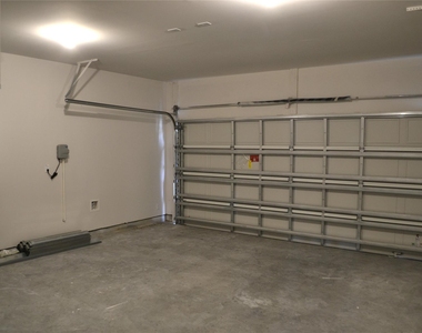 13223 Hayden Peak Drive - Photo Thumbnail 9