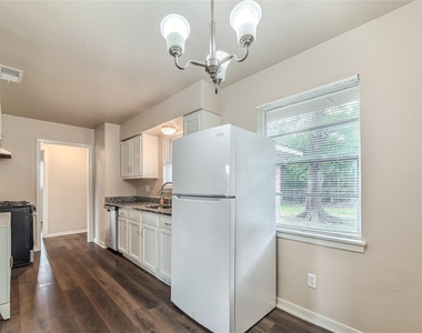 6126 Antha Street - Photo Thumbnail 10