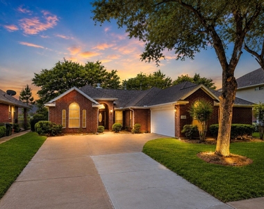 4018 Crystal Lake Circle N - Photo Thumbnail 1