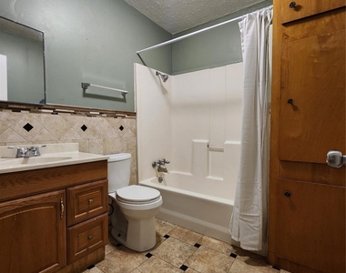 36 18th Avenue N - Photo Thumbnail 19