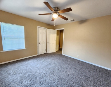 36 18th Avenue N - Photo Thumbnail 18