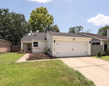 13155 Pebblewalk Circle S - Photo Thumbnail 1