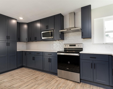 13155 Pebblewalk Circle S - Photo Thumbnail 4