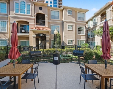 3231 Allen Parkway - Photo Thumbnail 10