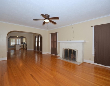 3027 Amherst Street - Photo Thumbnail 8