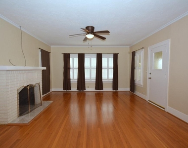 3027 Amherst Street - Photo Thumbnail 4