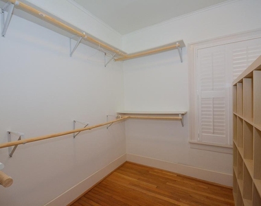 3027 Amherst Street - Photo Thumbnail 16