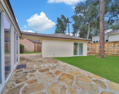 10042 Briar Forest Drive - Photo Thumbnail 45