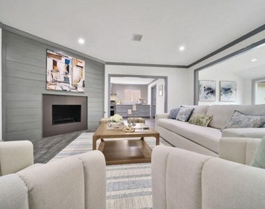 10042 Briar Forest Drive - Photo Thumbnail 9