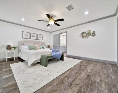 10042 Briar Forest Drive - Photo Thumbnail 27