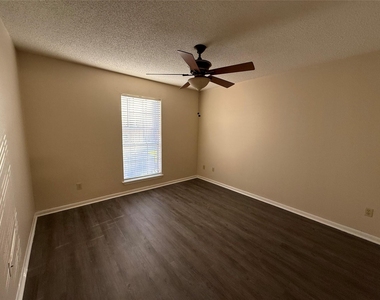 2120 El Paseo Street - Photo Thumbnail 12