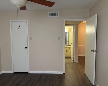 2120 El Paseo Street - Photo Thumbnail 14