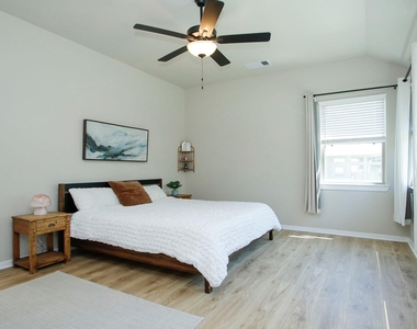 320 Rise Lane - Photo Thumbnail 20