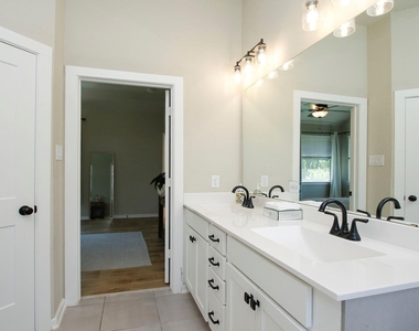 320 Rise Lane - Photo Thumbnail 25