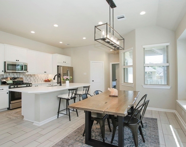 320 Rise Lane - Photo Thumbnail 17