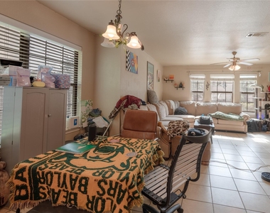 104 Yegua Circle - Photo Thumbnail 7