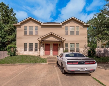 104 Yegua Circle - Photo Thumbnail 1