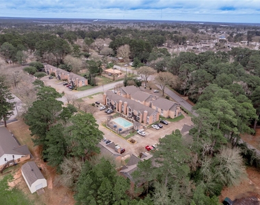 2402 Sycamore Avenue - Photo Thumbnail 23