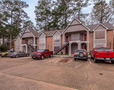 2402 Sycamore Avenue - Photo Thumbnail 1