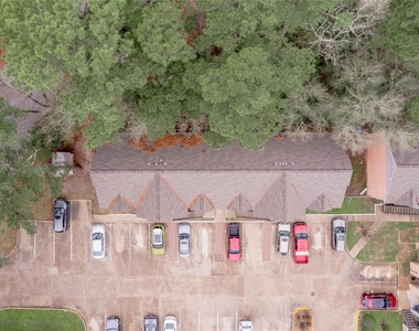 2402 Sycamore Avenue - Photo Thumbnail 18