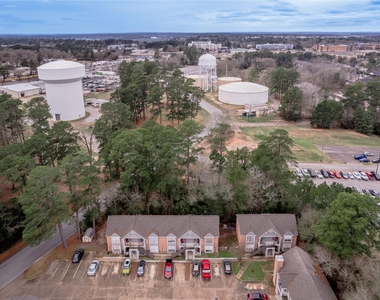 2402 Sycamore Avenue - Photo Thumbnail 22
