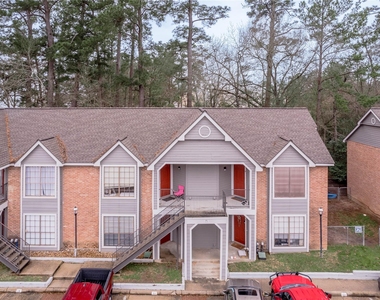 2402 Sycamore Avenue - Photo Thumbnail 16