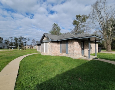 1211 Diablo Drive - Photo Thumbnail 19