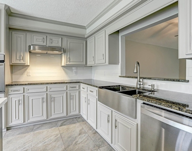 1211 Diablo Drive - Photo Thumbnail 5