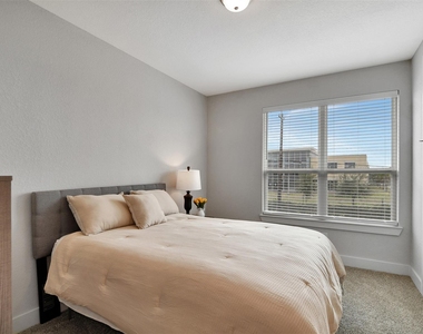 119 E 43rd Street - Photo Thumbnail 29