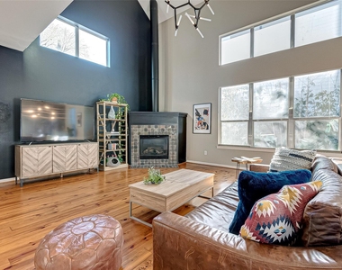 4308 Lillian  Street - Photo Thumbnail 13
