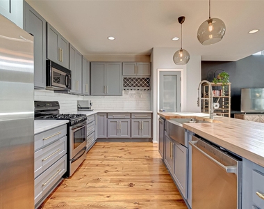 4308 Lillian  Street - Photo Thumbnail 21
