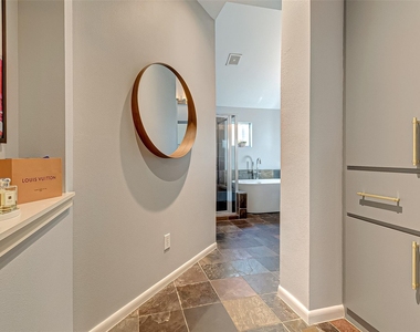 4308 Lillian  Street - Photo Thumbnail 35