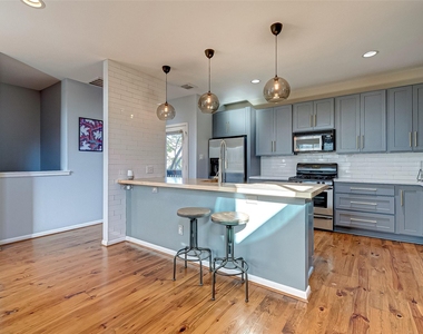 4308 Lillian  Street - Photo Thumbnail 21