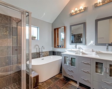 4308 Lillian  Street - Photo Thumbnail 38