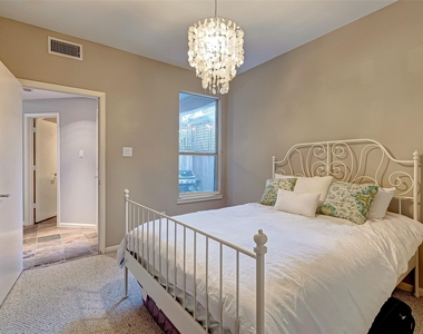 4308 Lillian  Street - Photo Thumbnail 35