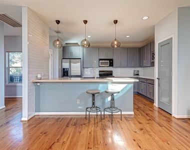 4308 Lillian  Street - Photo Thumbnail 18