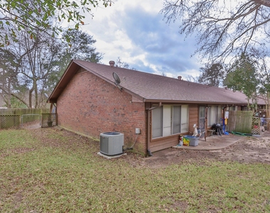 2904 Old Houston Road - Photo Thumbnail 3