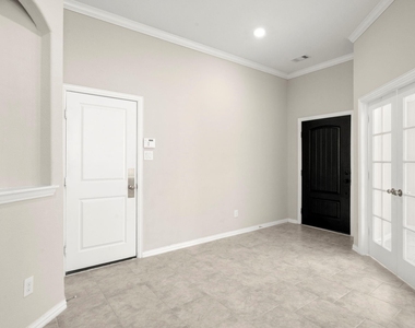 2939 Twin Cove Court - Photo Thumbnail 3