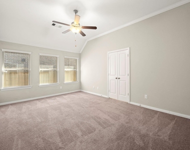 2939 Twin Cove Court - Photo Thumbnail 22