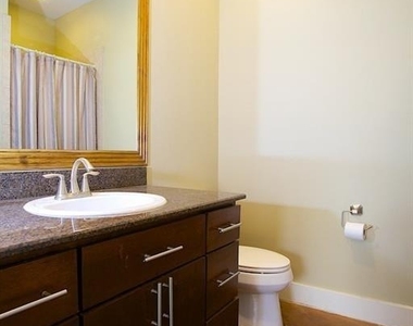 2322 Beall Street - Photo Thumbnail 11