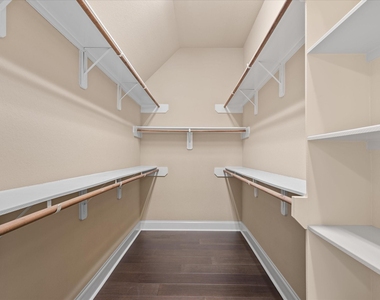 4410 Cobalt Cross Street - Photo Thumbnail 15