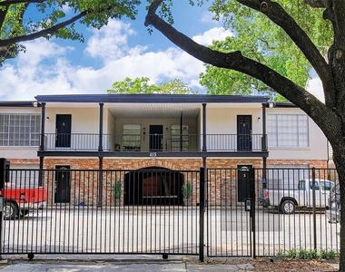 415 Hawthorne Street - Photo Thumbnail 3