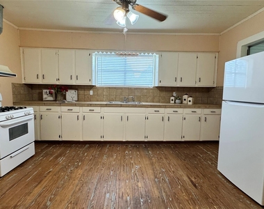 9149 Johns Street - Photo Thumbnail 4