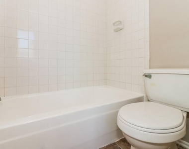 15306 Evergreen Place Drive - Photo Thumbnail 9