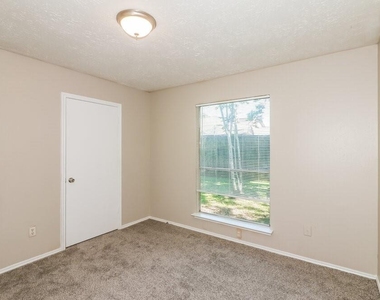 15306 Evergreen Place Drive - Photo Thumbnail 10