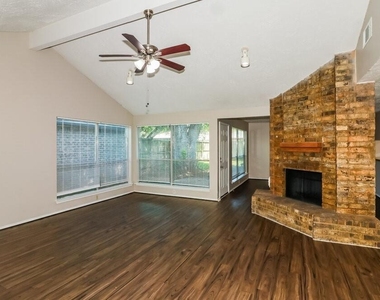 15306 Evergreen Place Drive - Photo Thumbnail 1