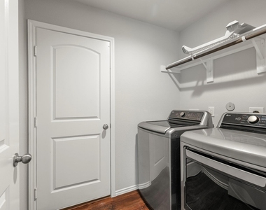 2354 Otter Falls Drive - Photo Thumbnail 4