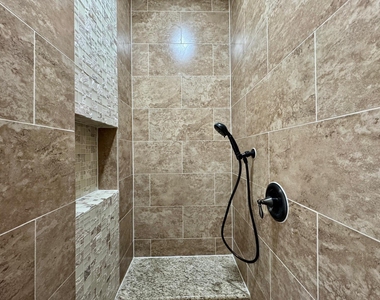 6427 Liberty Valley Drive - Photo Thumbnail 5